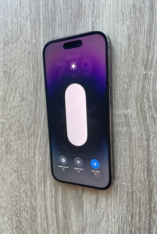 iPhone 14 Pro Morado