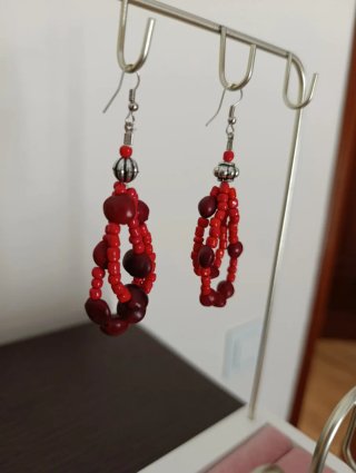 Pendientes largos hechos a mano