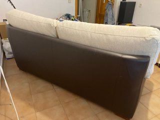 URGE!! Sofá 3 plazas tela beige y marrón
