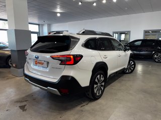 Subaru OUTBACK 2.5i Touring CVT Lineartronic AWD (2023)
