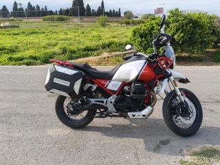 Moto Guzzi V85TT Centenario 12.000 km
