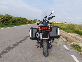 Moto Guzzi V85TT Centenario 12.000 km