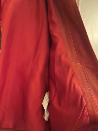Chaqueta de piel Bershka roja Talla S