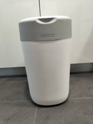Basura de pañales Tommee Tippee