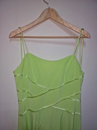 Vestido verde Pronovias talla 40