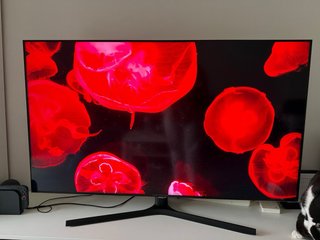 Samsung Smart TV 55” 4K UHD (modelo UE55TU8506)