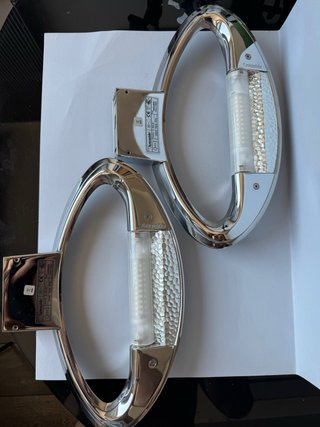 Coppia Lampade Parete Artemide Mesmeri Cromo