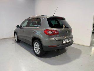 Volkswagen Tiguan 2.0 TDI 140 4M Tiptronic Track & Avenue