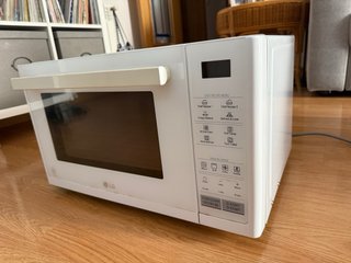 Microondas LG MJ3294BDW 32L con Grill y Convección