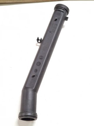Tubo radiador refrigerante VOLKSWAGEN 032121065D