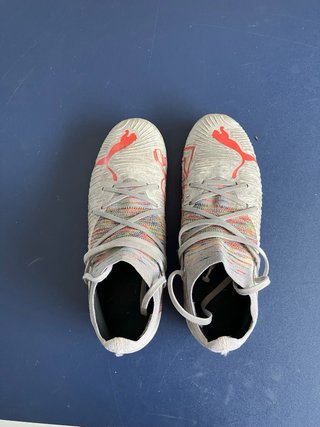 Zapatos de fútbol Puma Talla 37.5