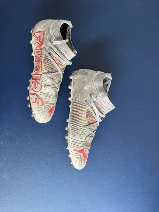 Zapatos de fútbol Puma Talla 37.5