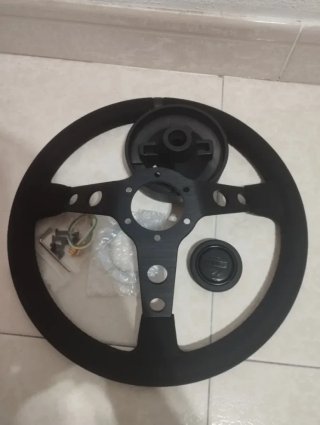 Volante semidesplazado y piña BMW E46 E39 E90