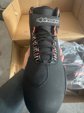 Botas Alpinestars Moto Negra y rojas