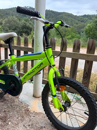 Bicicleta infantil verde Decathlon