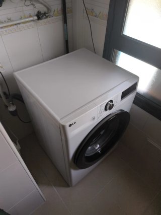 Lavadora LG 10,5kg Modelo F4WV301086W
