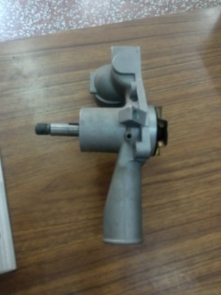 Bomba de Agua Peugeot 404,  504.