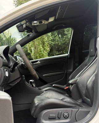 Volkswagen Golf R20 DSG
