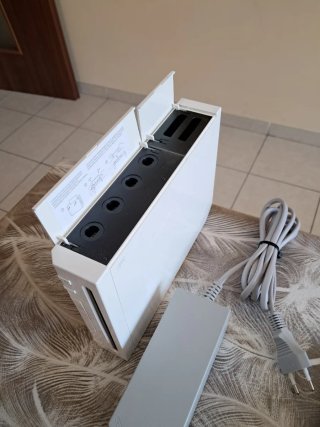 Nintendo Wii Console Bundle