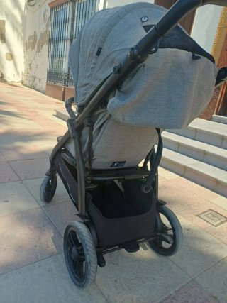 Silla de paseo Peg Perego gris