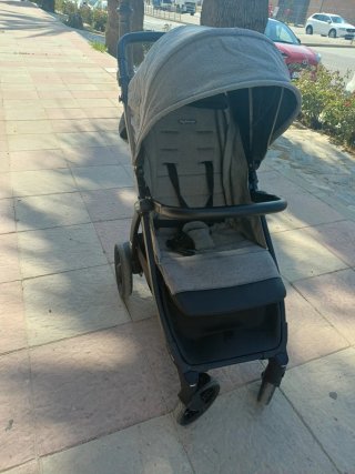 Silla de paseo Peg Perego gris