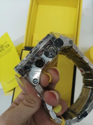 Reloj Invicta Amarillo
