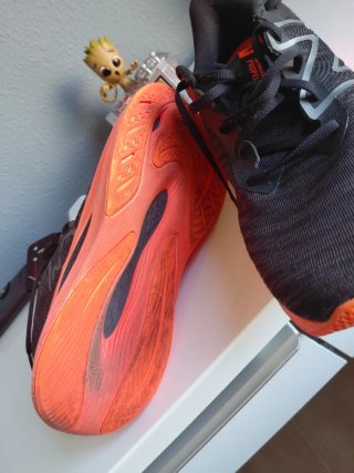 Zapatillas New Balance Running Negras Naranja