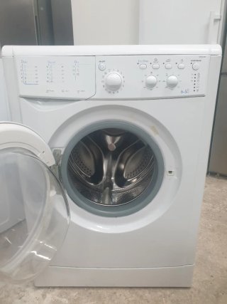 Lavadora con secadora Indesit 6kg + 5kg