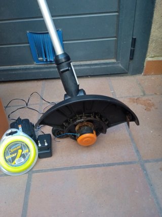 Tagliasiepi/bordatrice Worx 18V Senza Fili