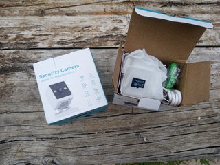 MINICÁMARA DE VIGILANCIA Wifi con Tarjeta SD 32Gb