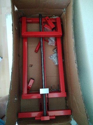 Elevador para tractor cortacésped