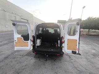 Ford Tourneo Courier 2016 *Negociable*