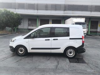 Ford Tourneo Courier 2016 *Negociable*