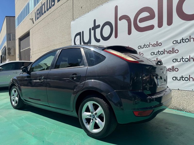 Ford Focus 2009, foto 7