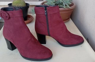 Stivaletti Adele camoscio bordeaux donna