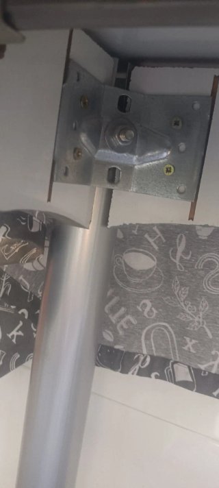 Mesa de cocina con 3 sillas