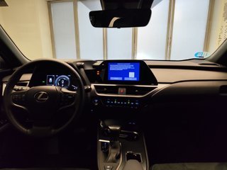 Lexus UX250h BUSINESS CITY 2022 REF 8312
