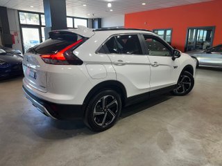 Mitsubishi ECLIPSE CROSS 2.4 PHEV Kaiteki Auto 4WD (2022)