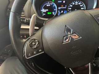 Mitsubishi ECLIPSE CROSS 2.4 PHEV Kaiteki Auto 4WD (2022)