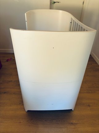 Culla ovale evolutiva bianca con materasso