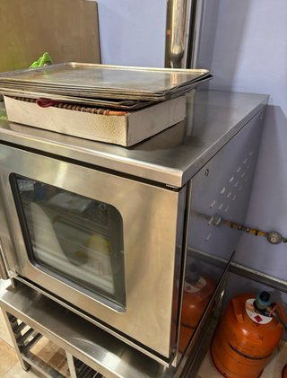 Horno de industrial GORIK a gas propano y mueble