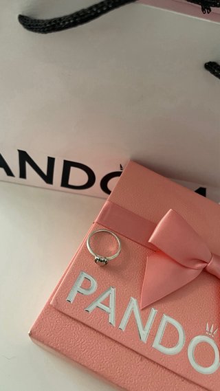 Anillo Pandora Corazón Plata y Blanco