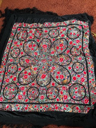 Mantón de Manila antiguo Seda Bordado a Mano