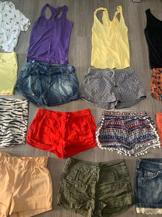 22 shorts y camisetas verano mujer T.S todo 20€