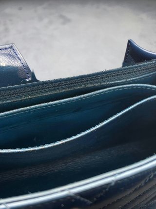 Bolso Chanel Chevron Piel Azul Marino