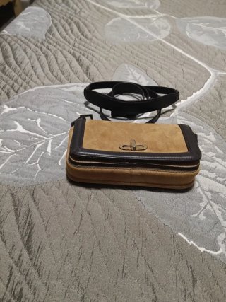 Bolso de piel y ante