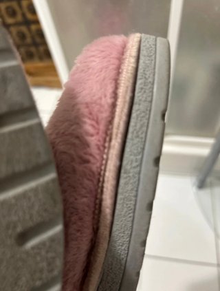 Ciabatte peluche rosa usate