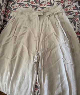 Pantalón fluido beige