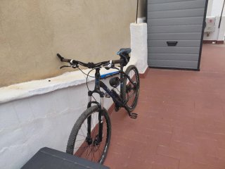 Bicicleta Montaña BH Negra y Azul