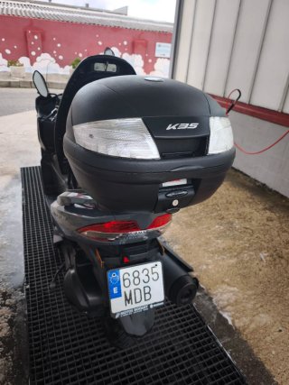 Suzuki Burgman 400 - 2021 - 35399 KM